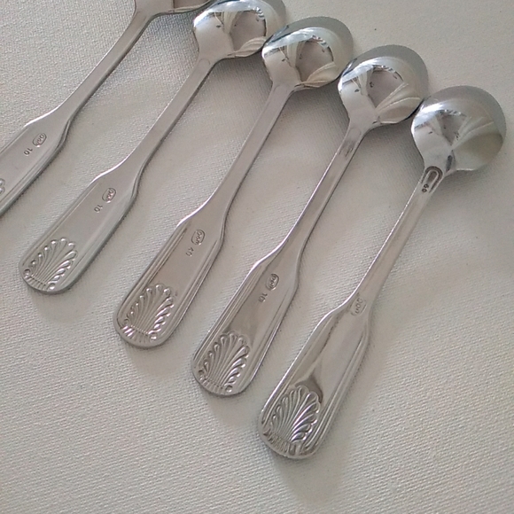 5 Teaspoons Shell Pattern Glossy Flatware - Picture 4 of 8